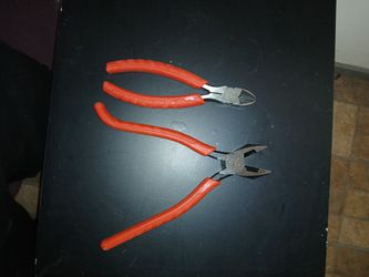 Milwaukee Side Cutters And Linesman Pliers 