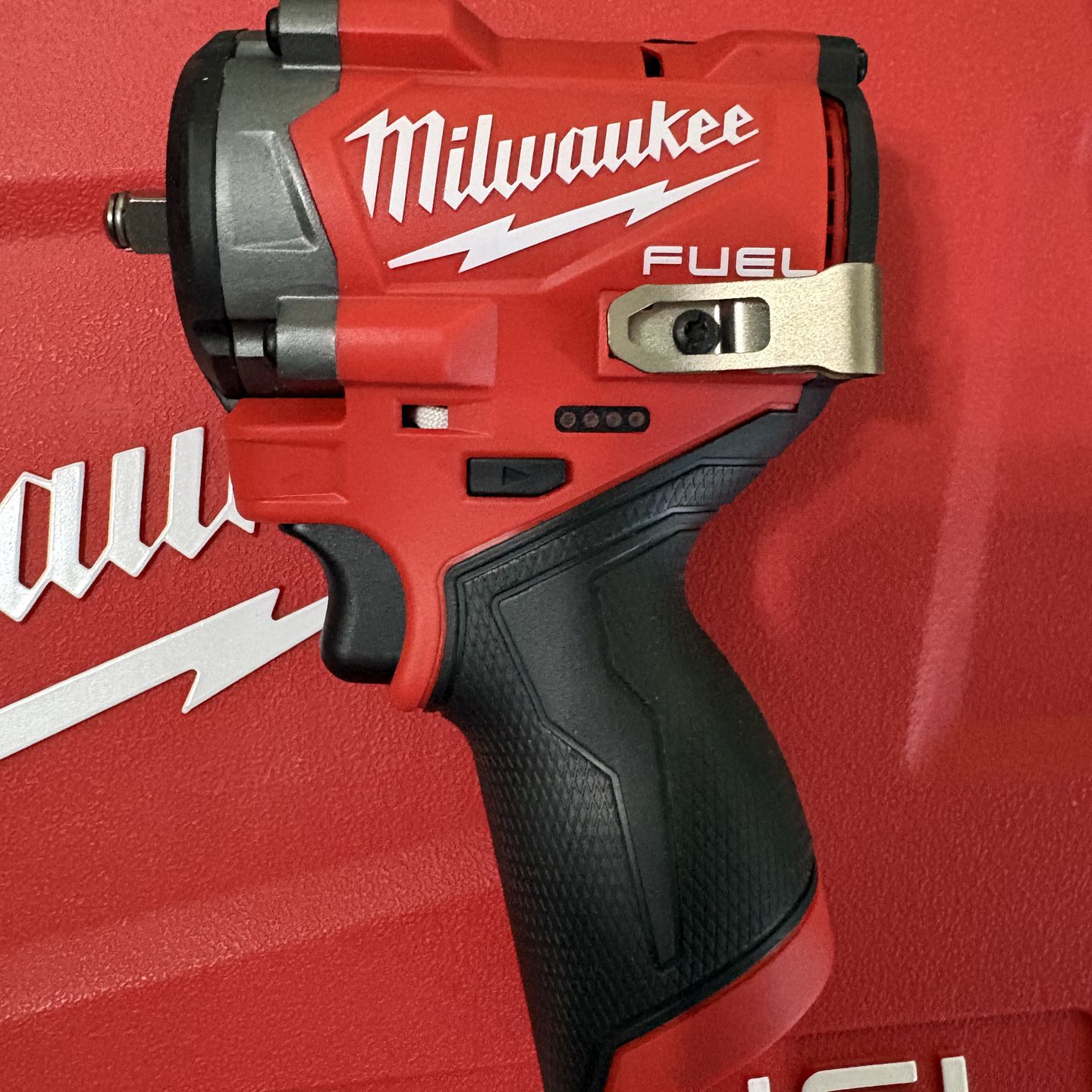 Milwaukee M-12 3/8 Fuel Stubby Impact Wrench / Friction Ring Tool Only - 2562-20