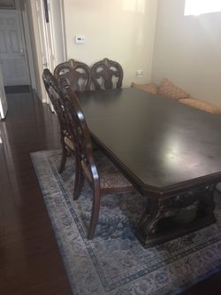 Dinning table