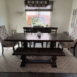 Dining Room Set- 7 piece