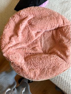 Toddler Rose Chair