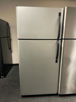 Stainless Steel Top Mount Refrigerator - Clean Interior