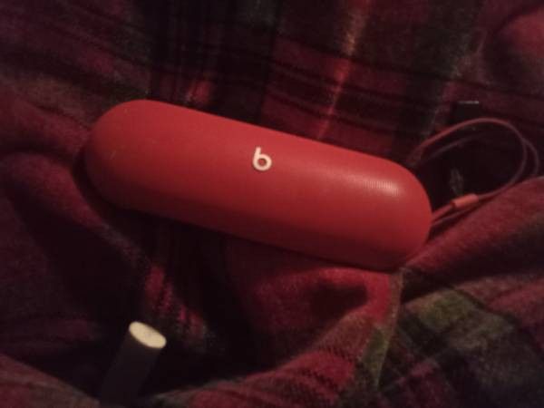 Beats Pill Speaker