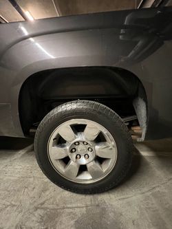 2011 GMC Sierra OEM 20” Wheels & Tires – Trade or $750 OBO