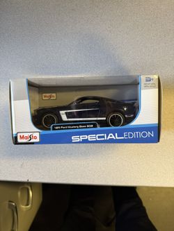 2012 Ford Mustang Diecast Model
