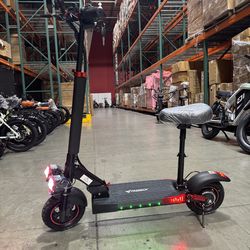 Electric scooter