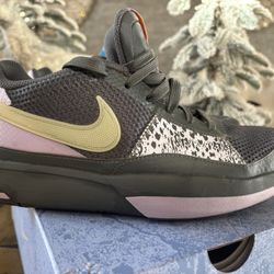  Nike JA 1 Size 7Y