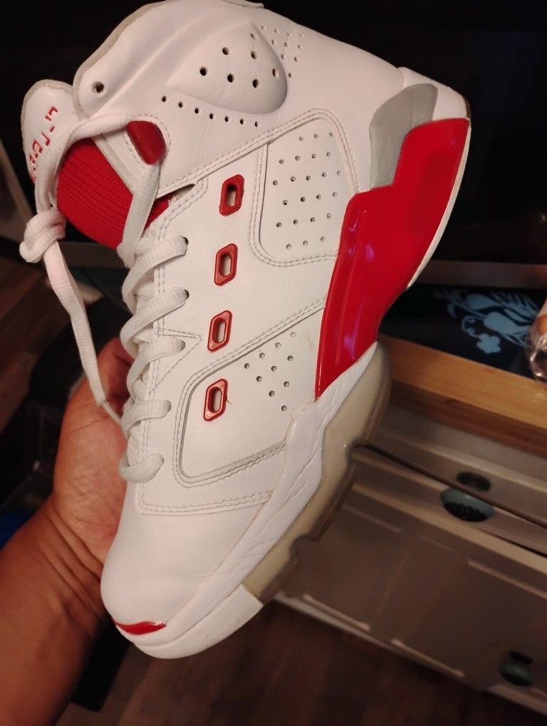 Jordan 17 .5 Size 9