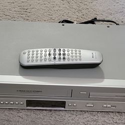 Philips Combo Model: DVP3345V/F7 Video Cassette Recorder VCR / DVD Player