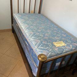 Antique Brass Twin Bed