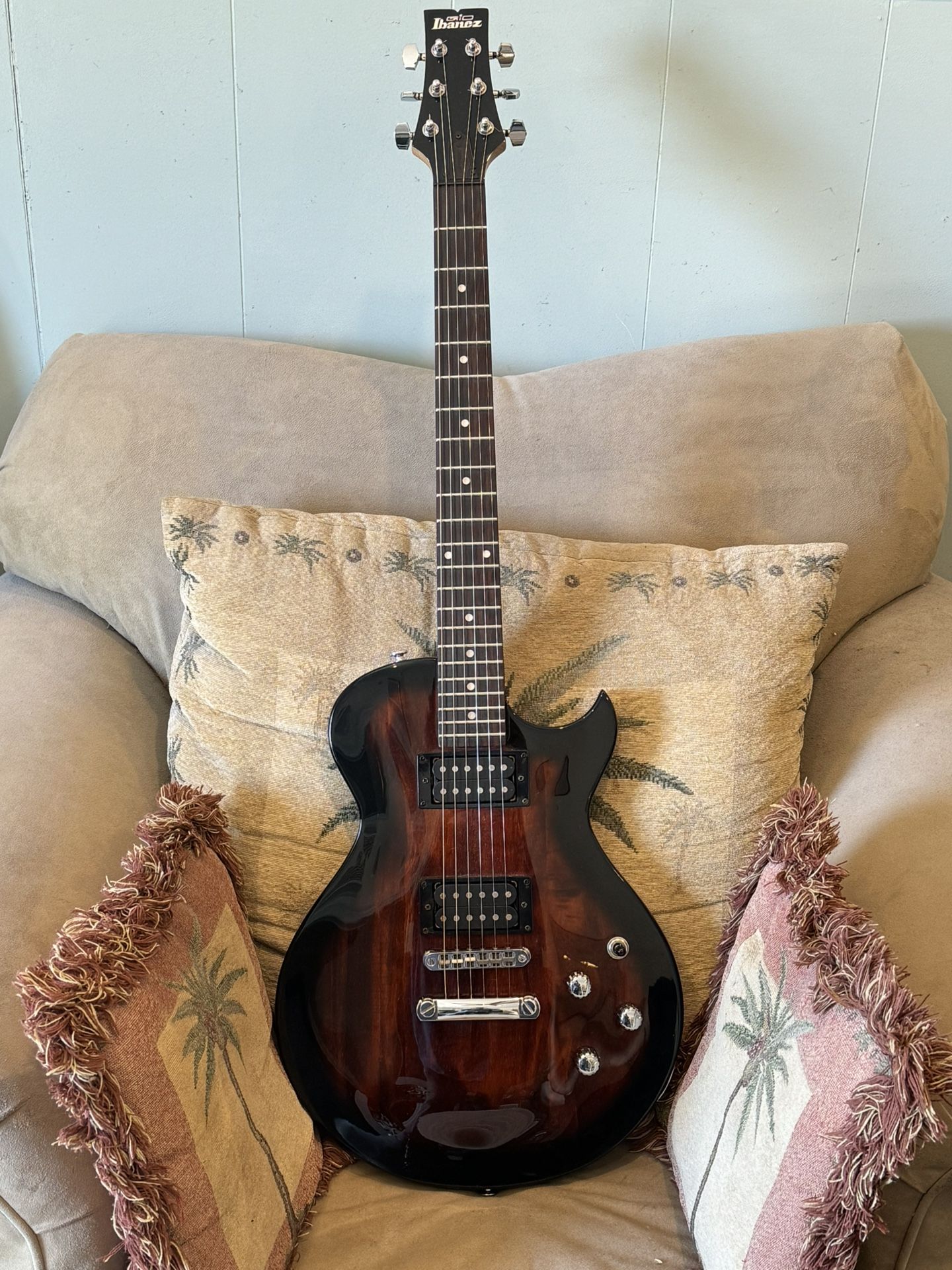 Ibanez Gio Electric Guitar