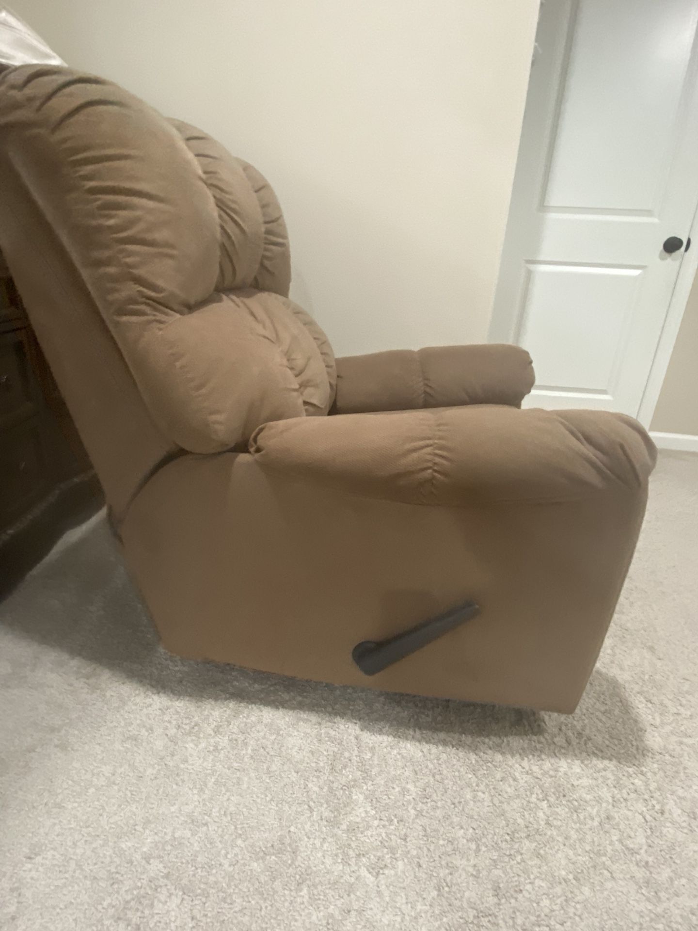 Recliner With swivel