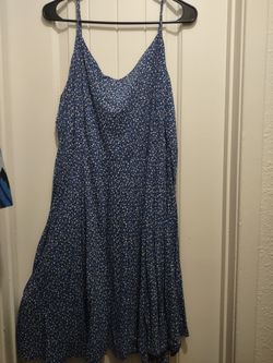 Old Navy XXL Navy Blue Floral Tiered Sundress Spaghetti Strap Rayon