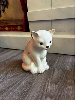 8” vintage ceramic kitty