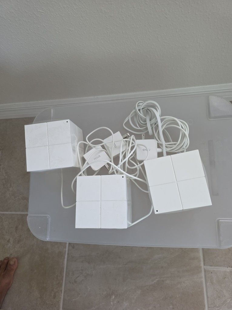 Whole Homw WiFi Mesh System
