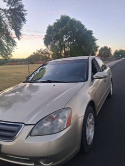 Nissan Altima 2004 2.5