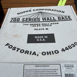 700 Series Wall Base