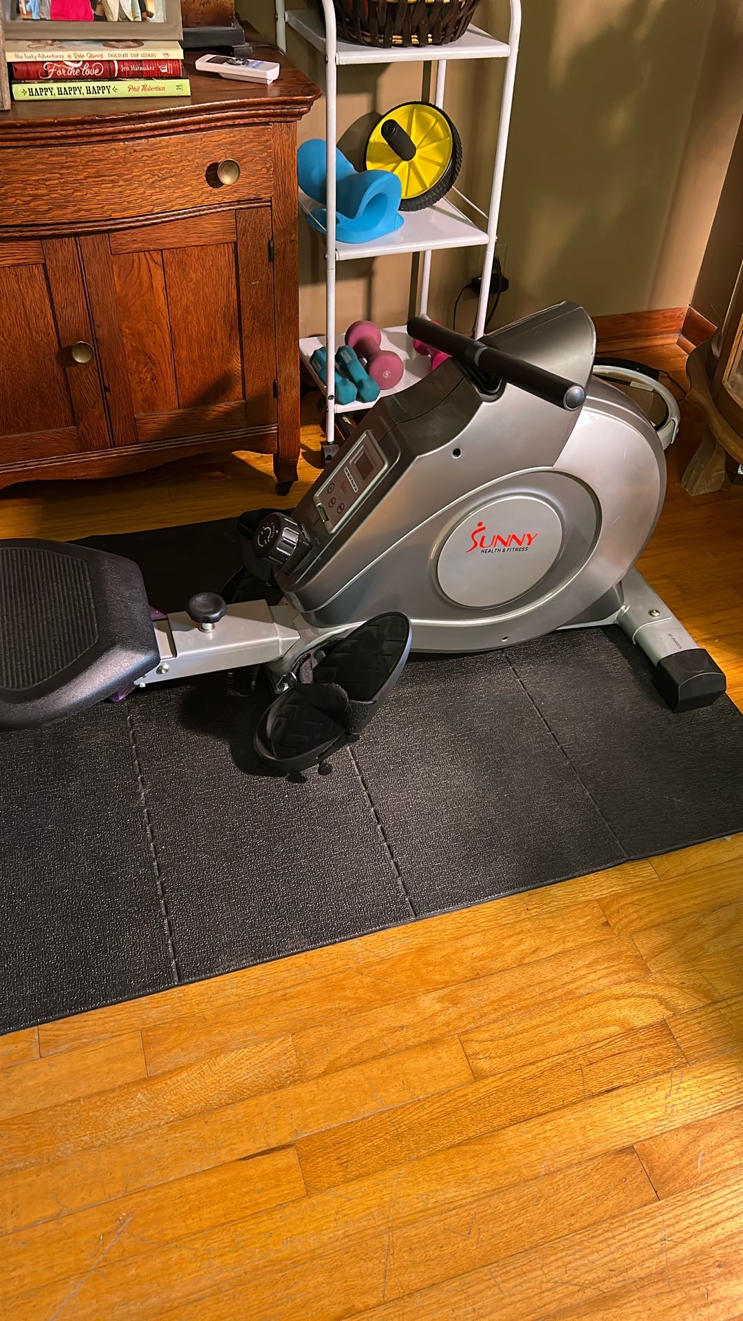 Sunny Health And Fitness Rowing Machine