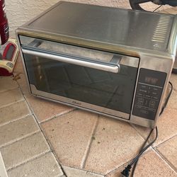 Oster Strong Conventional Oven
