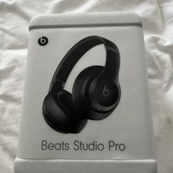 Beats Studio Pro Headphones 