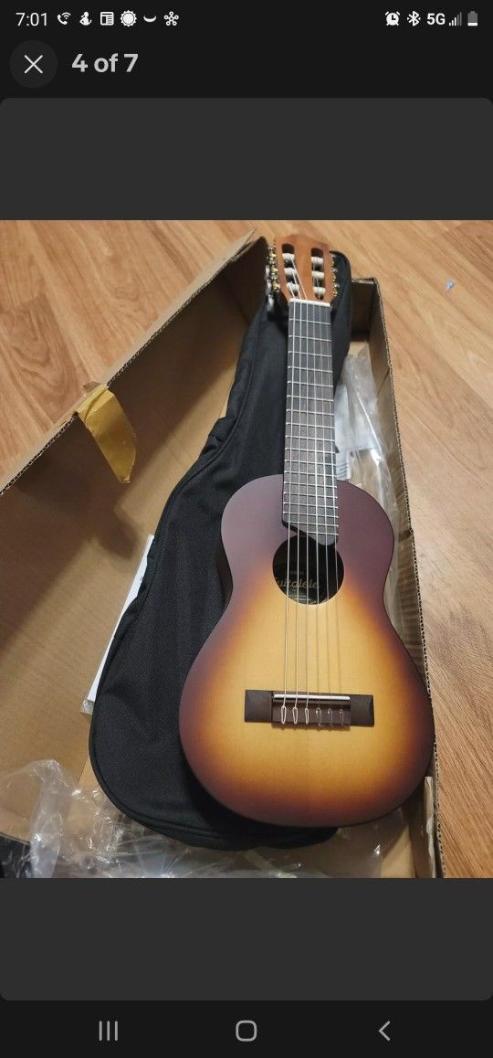 Yamaha GL1 TBS Guitalele Tobacco Sunburst,