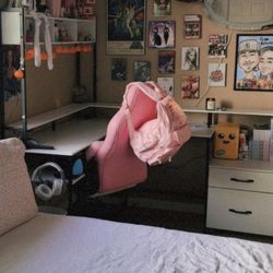 FREE COMPUTER DESK