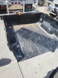 Toyota Tundra  Short Bed Cover