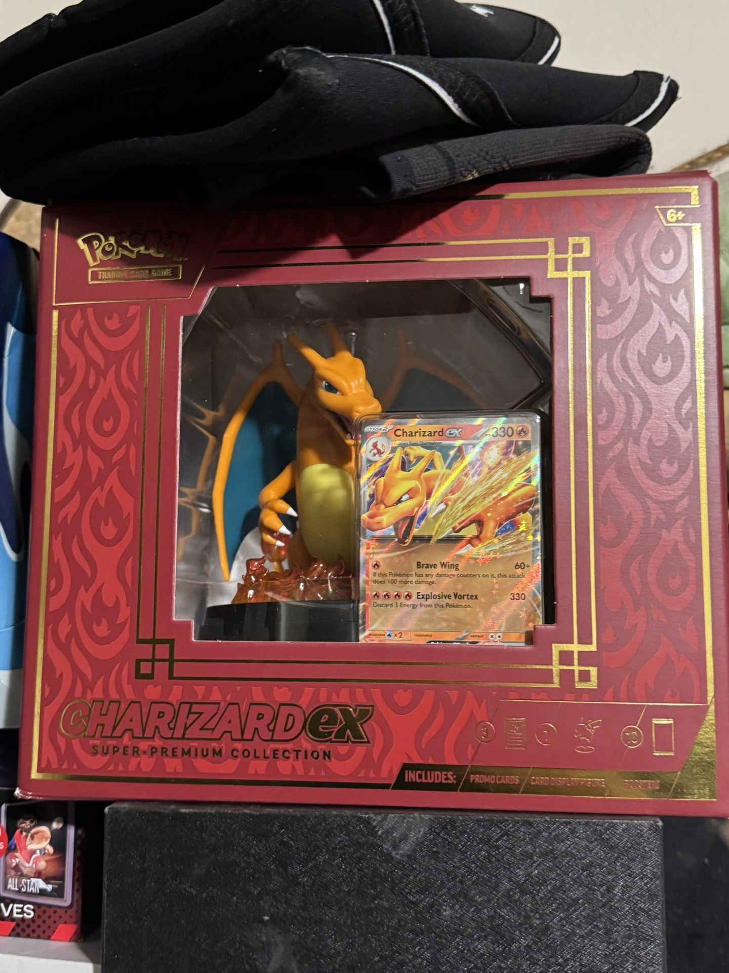Charizard Box