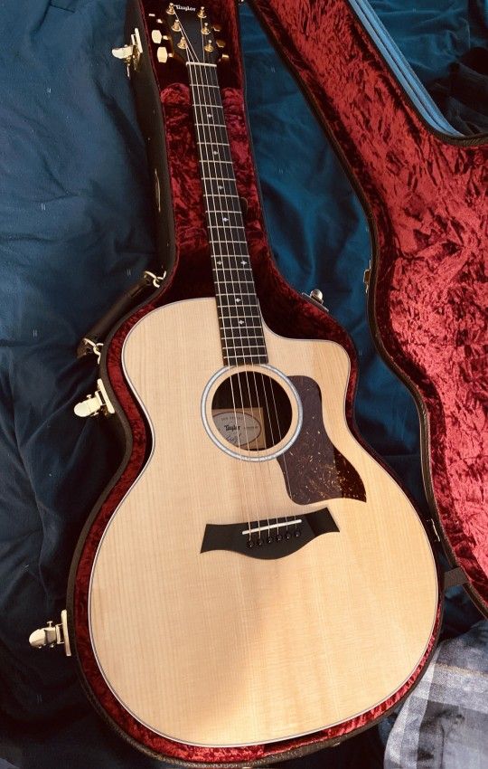 Taylor 214-ce DLX