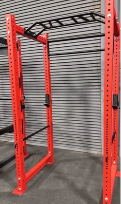 PR1000 with pull up bar.