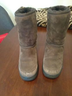 Ugg ultimate short ♩ boots sz 6
