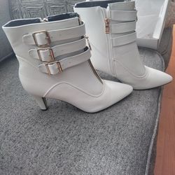 Ladies Ankle Boots