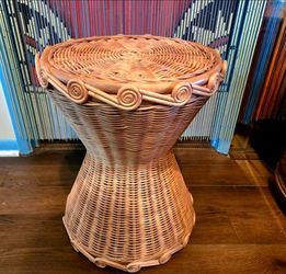 Mid Century Rattan Hour-Glass Shape Side Table 16.5"×22"