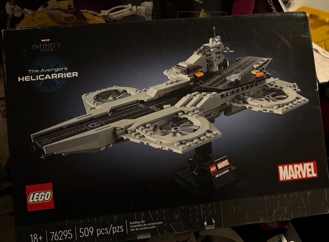 Avengers Hellicarrier