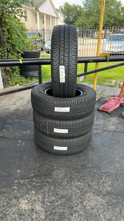 Michigan Ltx At2 Lt 245/75/17