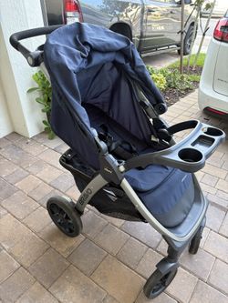 Chicco Bravo Quick-Fold Stroller