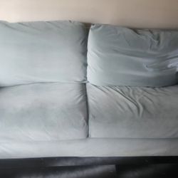 VINLIDEN Couch 
