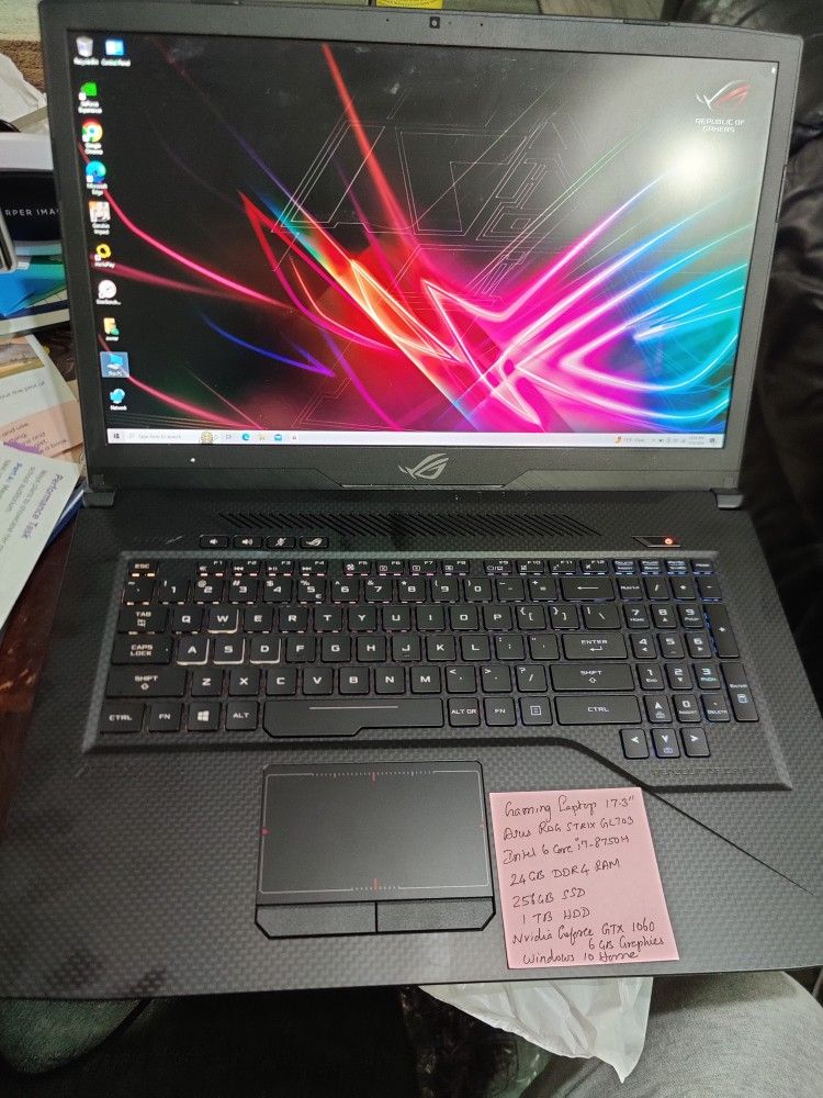 Asus Rog Strix GL703 17" Intel 6 Core i7 -8th Gen 24GB Ram 256GB SSD+1TB, Nvidia GTX 1060 6GB Win10H