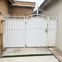 Fence - Portón Metal