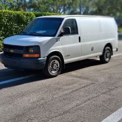 2007 CHEVY 2500 EXPRESS CARGO VAN 