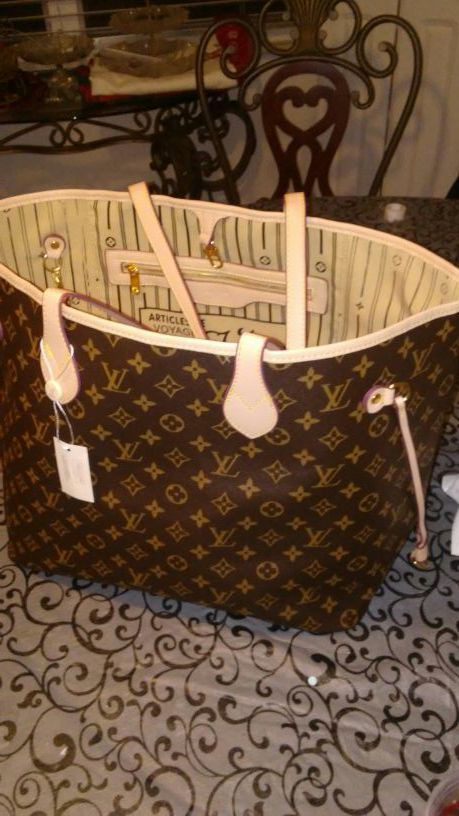 Louis Vuitton bag large tote bag never used for Sale in West Palm Beach, FL - OfferUp