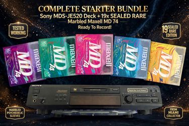 Sony MiniDisc Recorder with 19 Maxell MiniDiscs