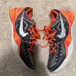 Kobe 8 Black History Month