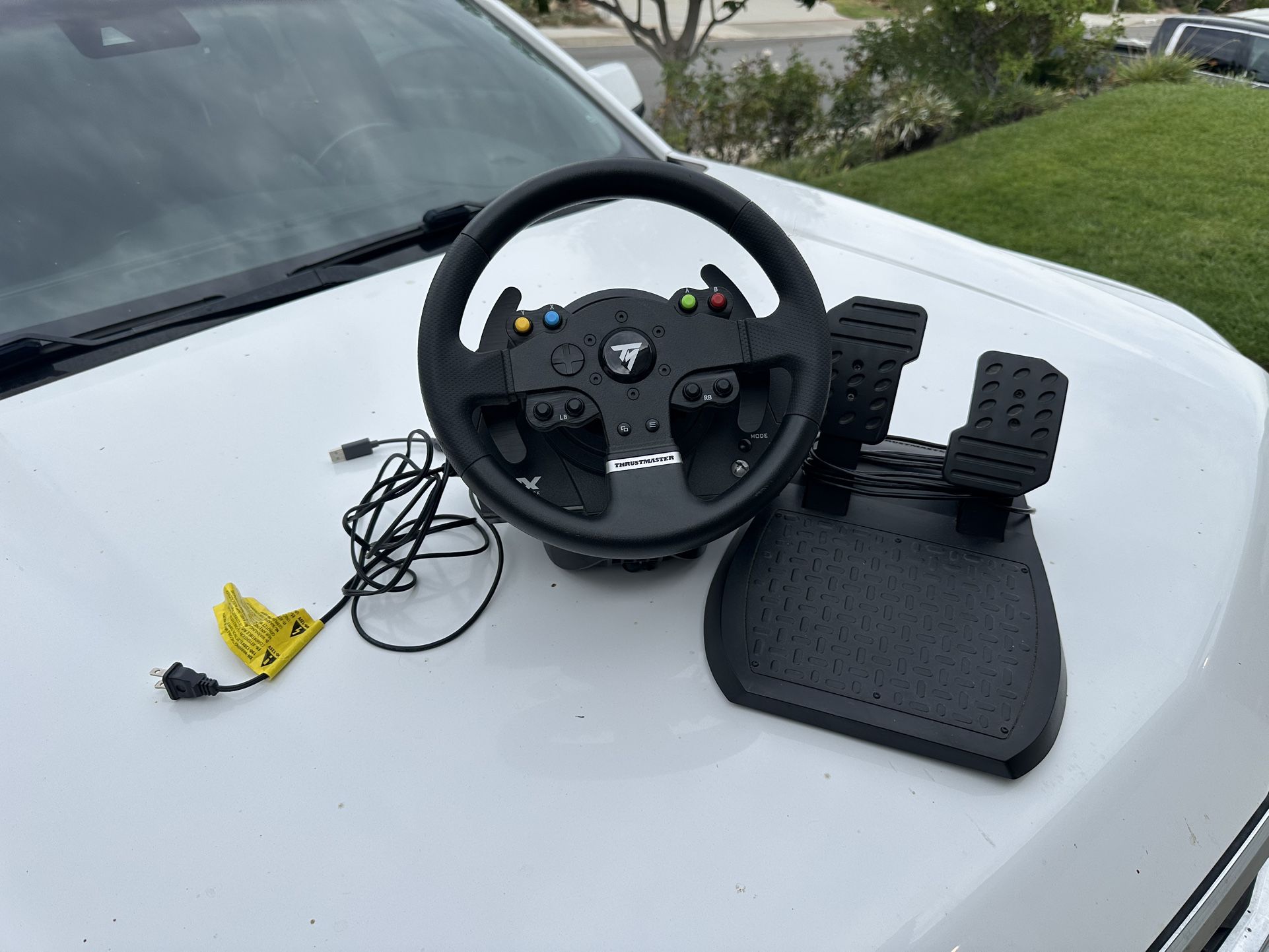 Thrustmaster TMX for PC or XBOX Force Feedback Wheel and Pedals