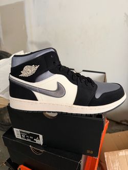 Air Jordan Mid SE Black/Smoke Grey