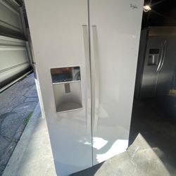 Whirlpool Refrigerator Good Condition 3 Months Warranty Delivery Available 