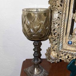 VINTAGE BRASS METAL AMBER GLASS WINE CUP CANDLE HOLDER DECOR 