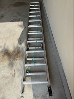 24’ Werner aluminum extension ladder