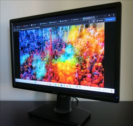 Dell UltraSharp U2412M 24-Inch Screen LED-Lit Monitor