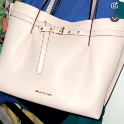 Baby Pink Michael Kors Bag 